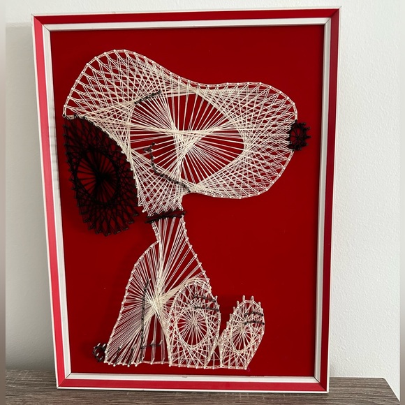 Snoopy Handmade String Art frame - Picture 3 of 8